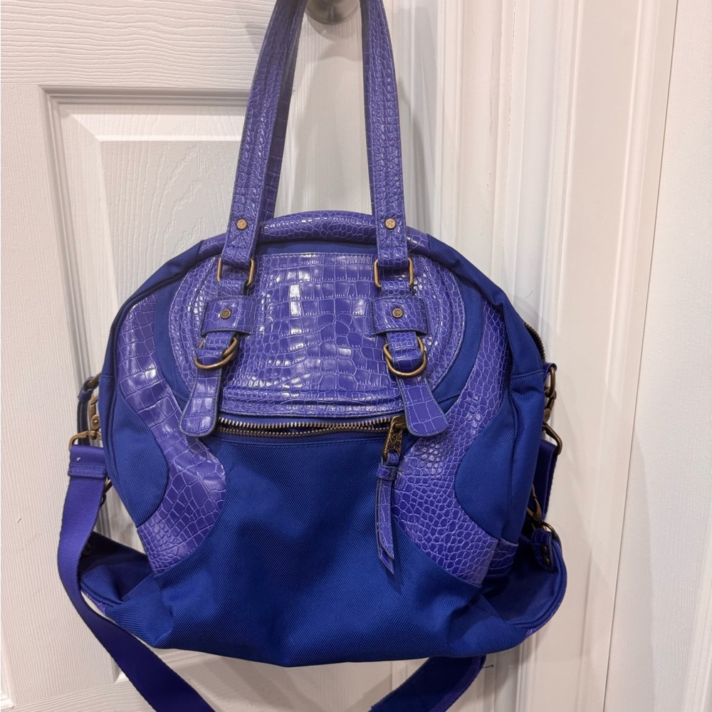 Lululemon Athletica Blue Everyday or Travel Bag
